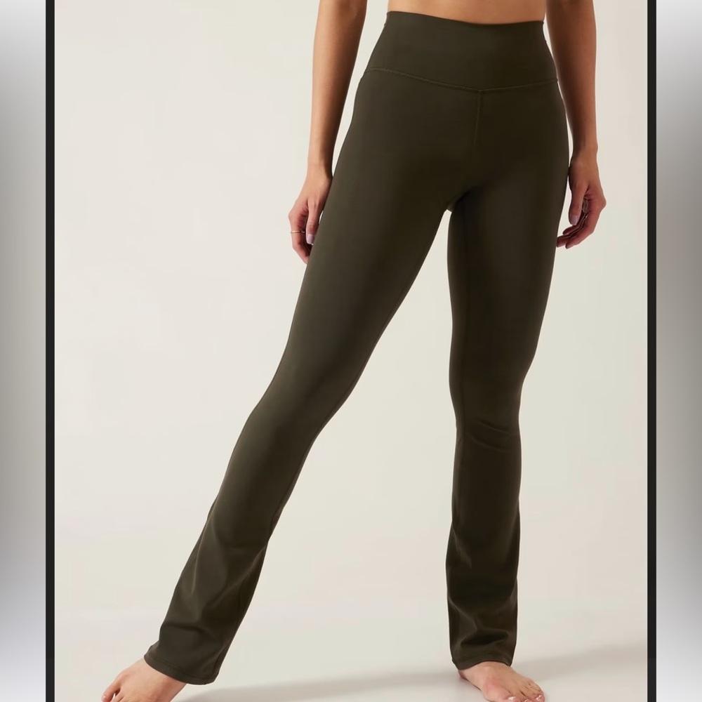 Athleta Transcend slim black pant